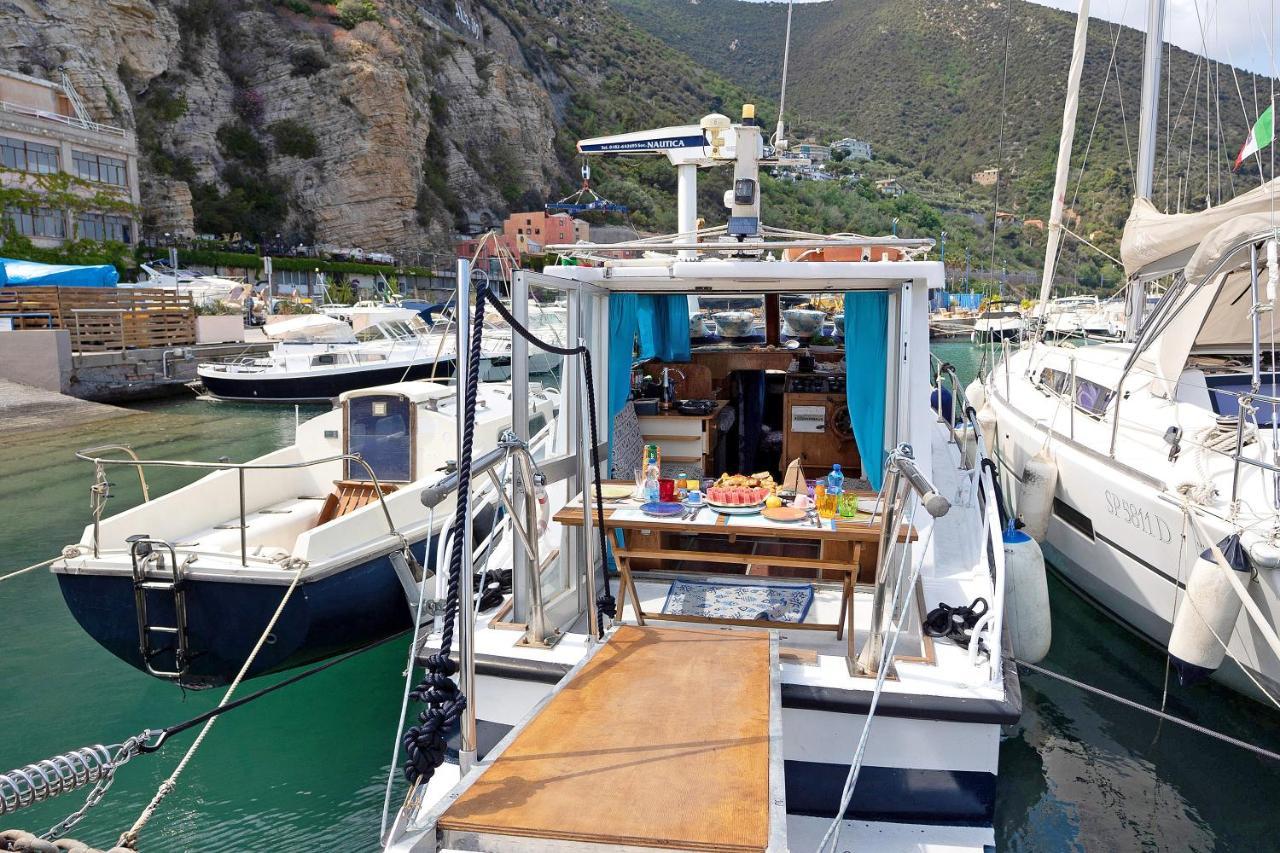 Aloha Jak'S Boat Alassio Exteriör bild